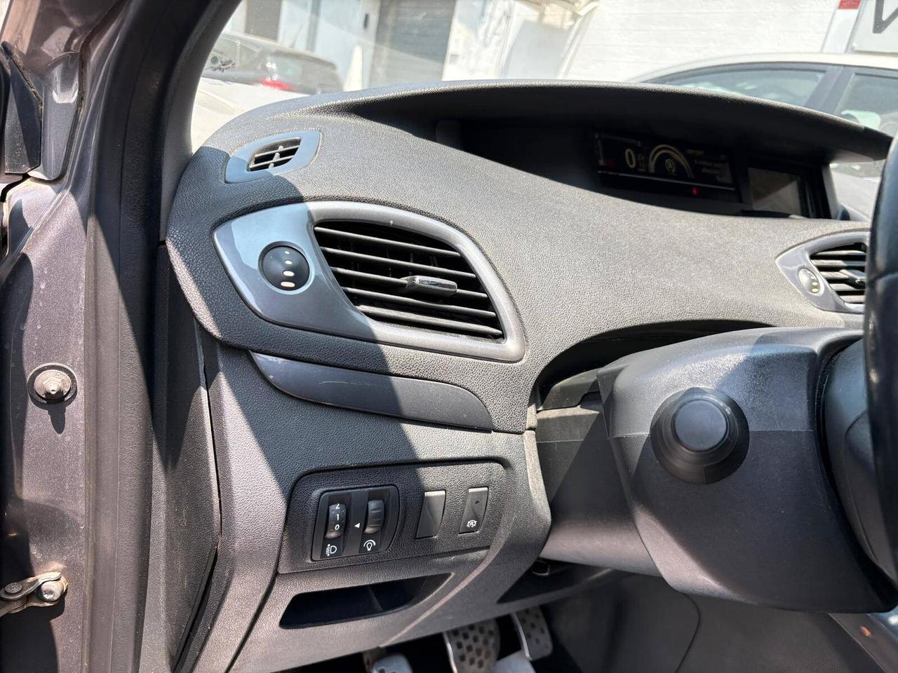 Renault Scenic Scénic XMod Cross 1.5 dCi 110CV Energy