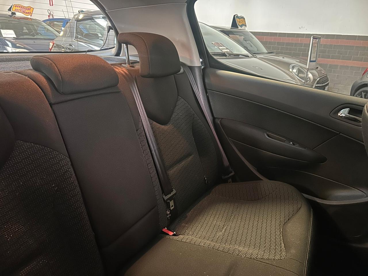 Peugeot 308 1.6 THP 156CV 5p. Allure