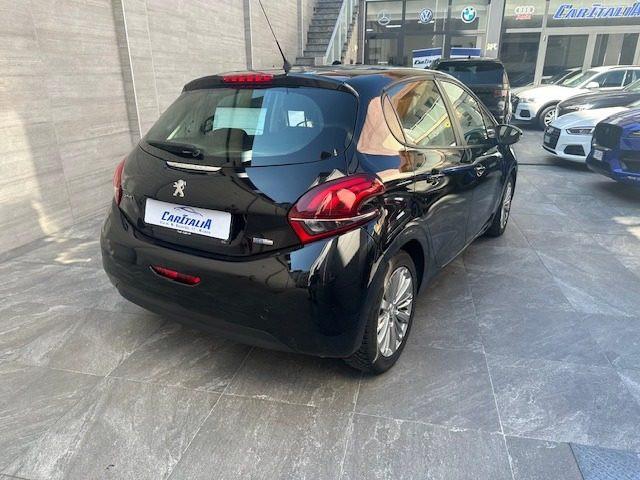 PEUGEOT 208 1° serie PureTech 82 5 porte Allure