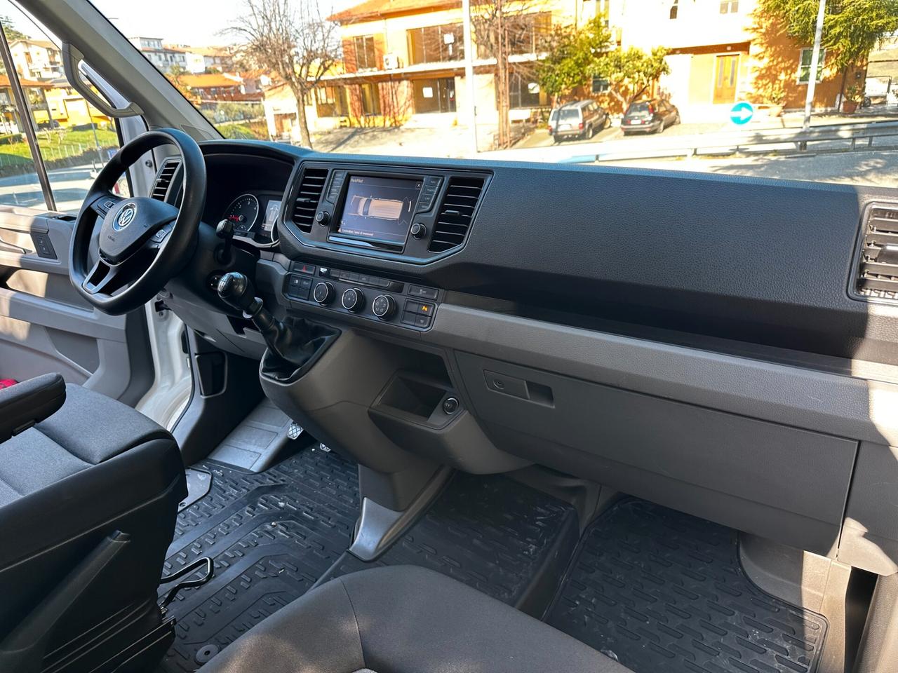 Volkswagen Crafter 35q. 2.0 TDI 140CV. _ LANG