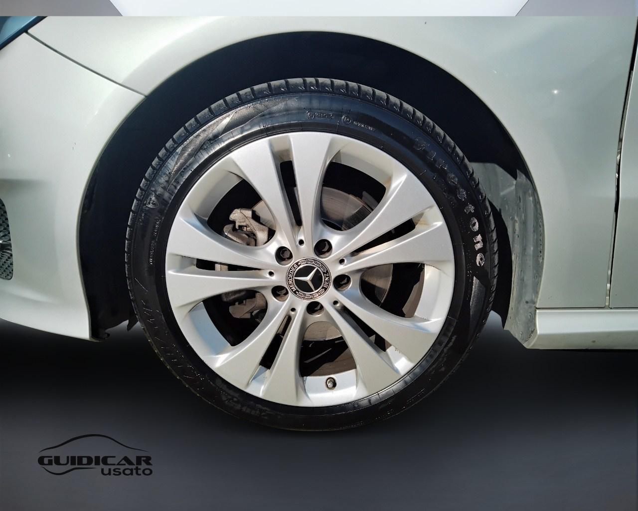 Mercedes-Benz Classe B - T246 - B 200 d (cdi) Sport auto