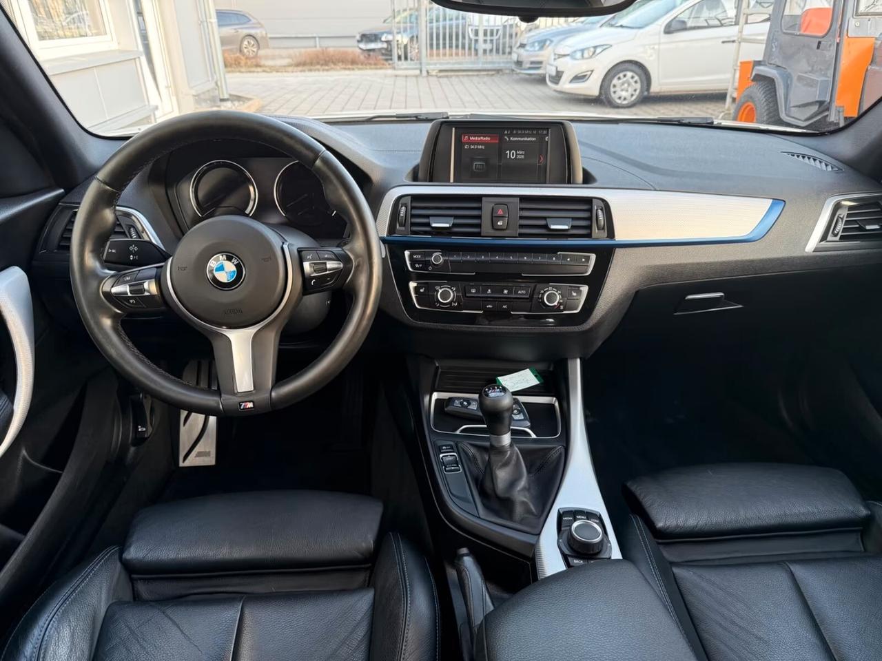 Bmw 118 118i 5p. Msport