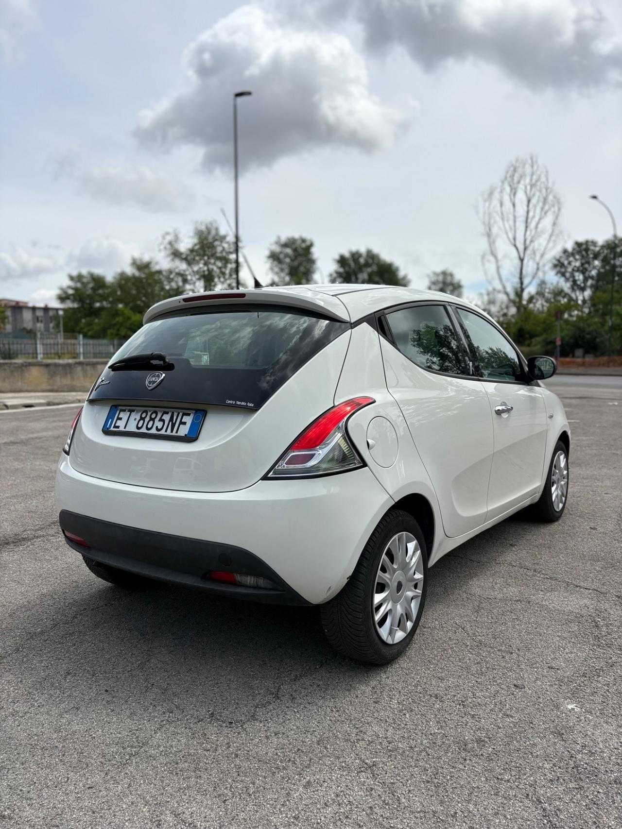 Lancia Ypsilon 1.2 benzina 69 CV PROMO ATTIVA