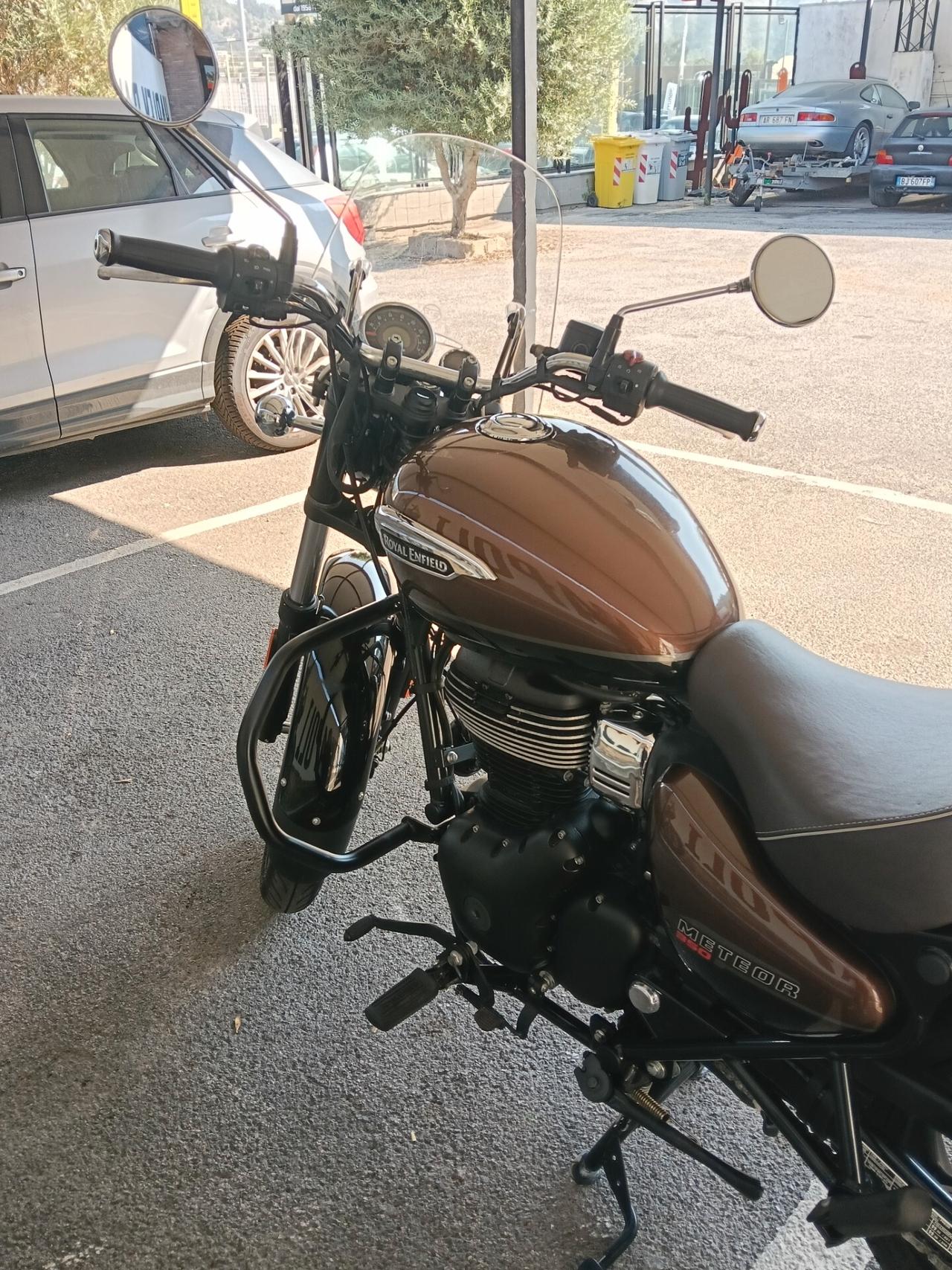 Royal Enfield Meteor 350 - 2021