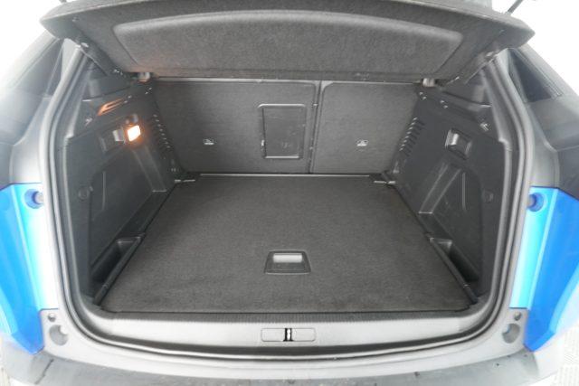 PEUGEOT 3008 3008 BlueHDi 130 EAT8 GT