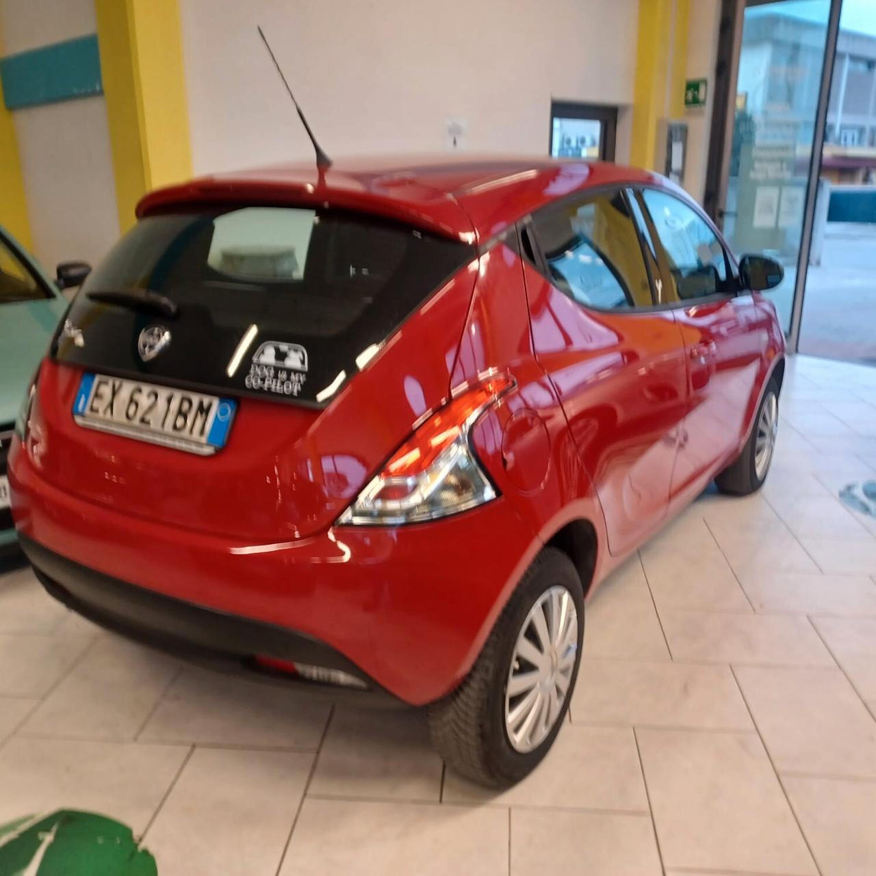 PERFETTA NEOPATENTATI LANCIA YPSILON