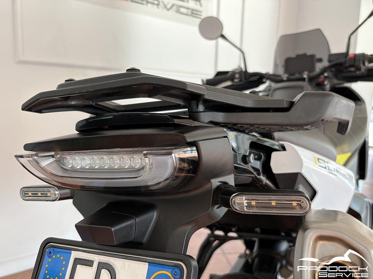 Husqvarna Norden 901 2023 17.013 km*********