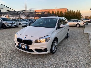 BMW 218 d Active Tourer Advantage
