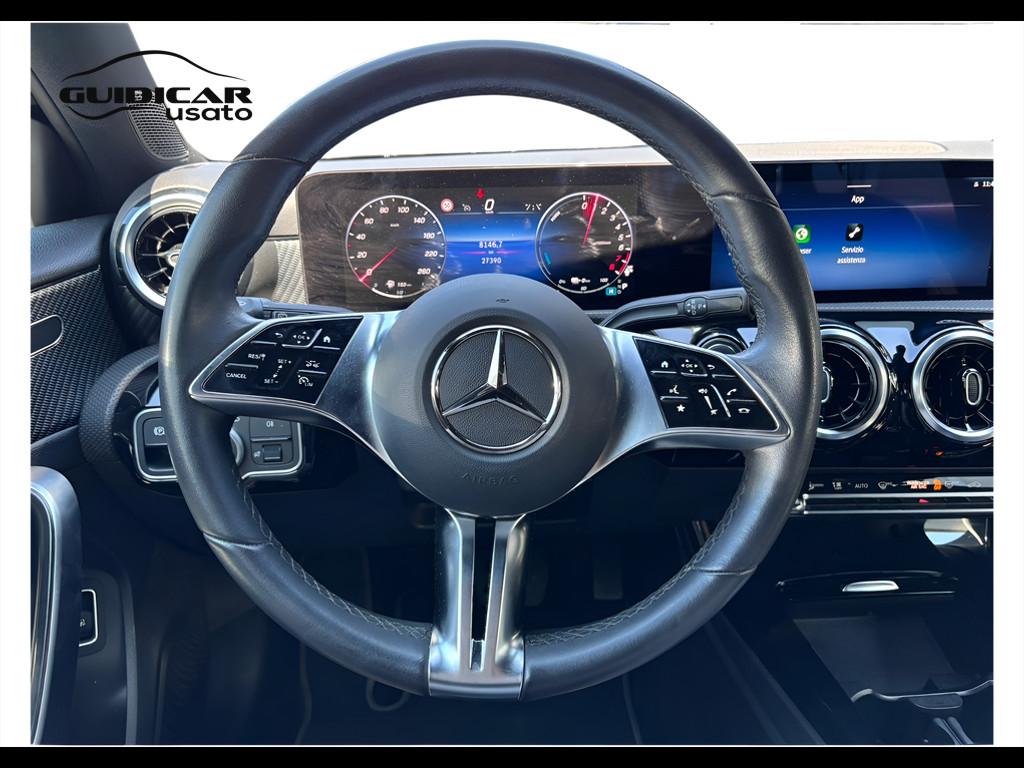 Mercedes-Benz Classe A - W177 2023 - A 250 e phev Progressive Advanced auto