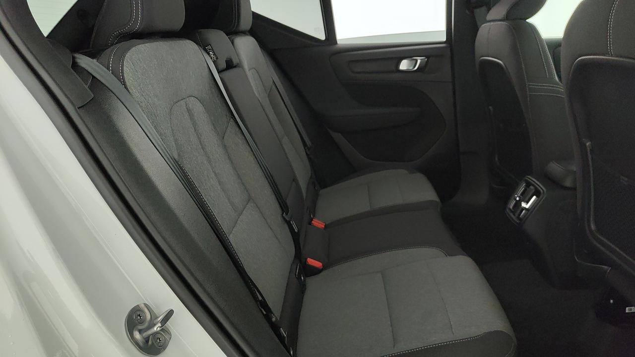 VOLVO XC40 2.0 b3 Core auto