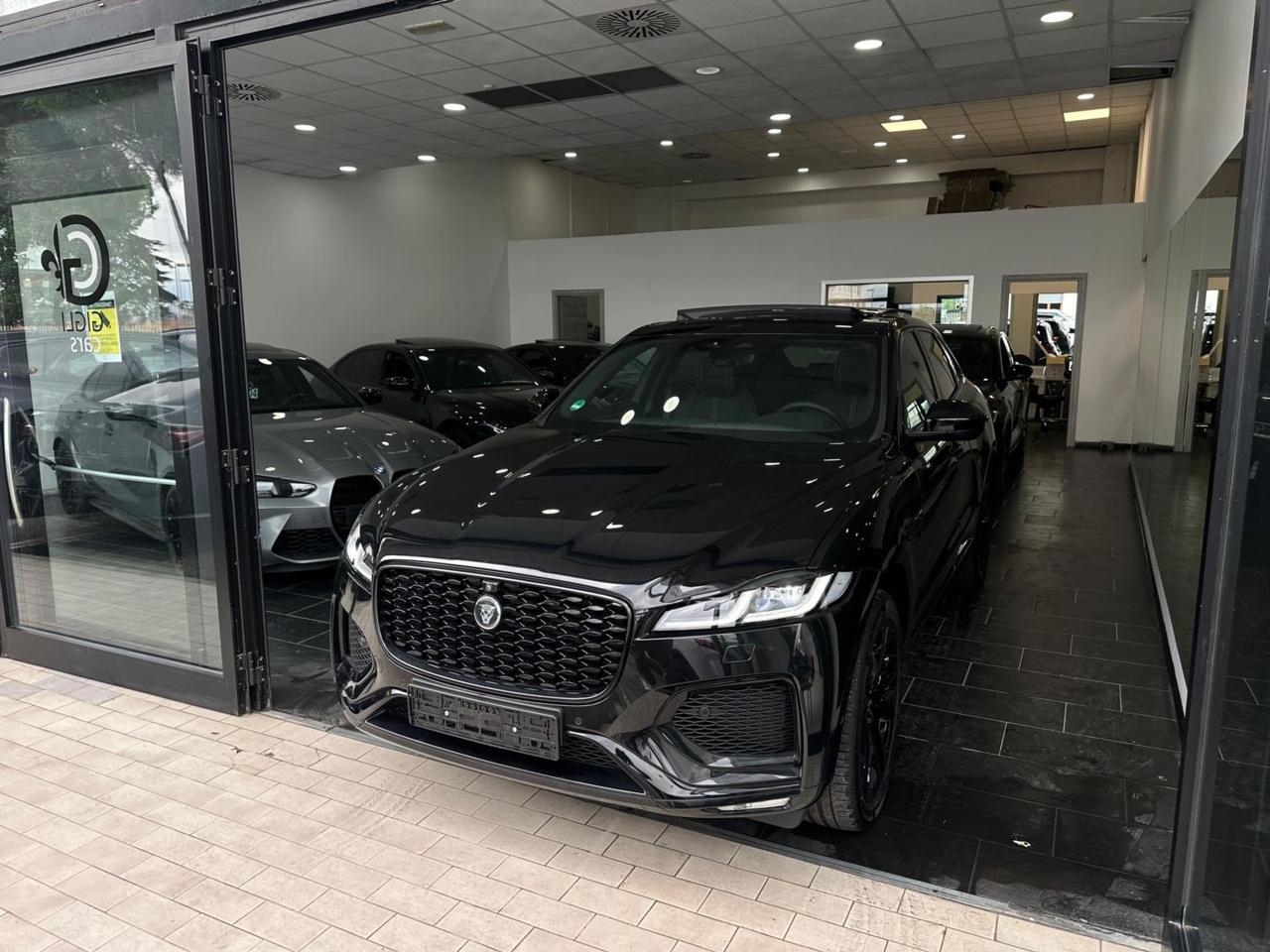 Jaguar F-Pace SE R-Dynamic AWD Navi Tetto C21 BlackPack RDynamic
