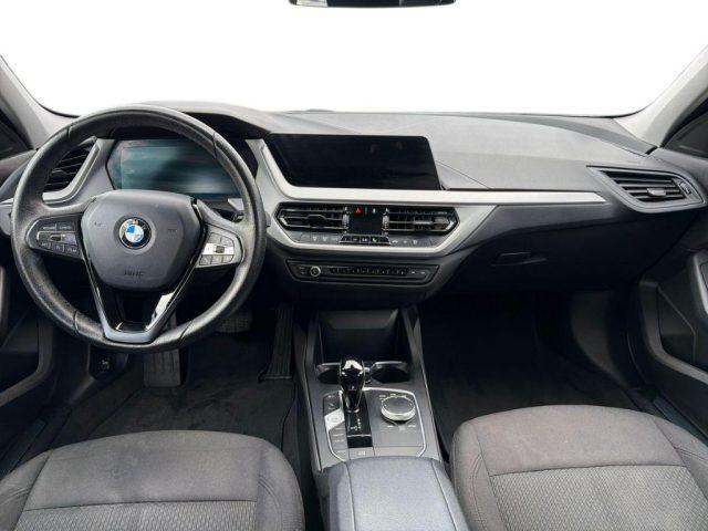 BMW 116 d 5p. Business Advantage