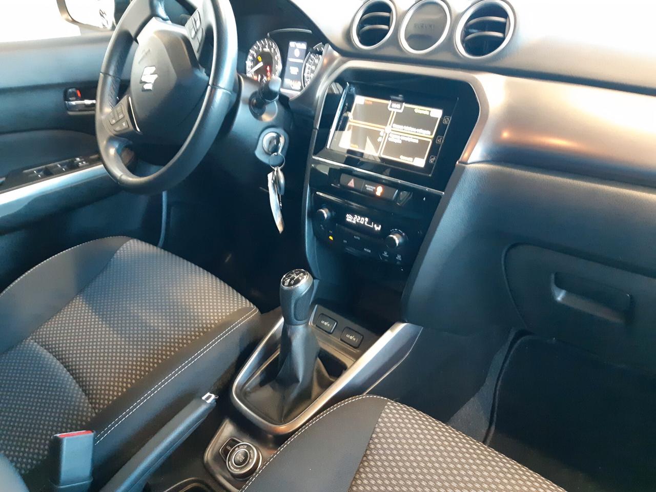 Suzuki Vitara 1.0 Boosterjet 4WD AllGrip Cool SOLO 76000KM