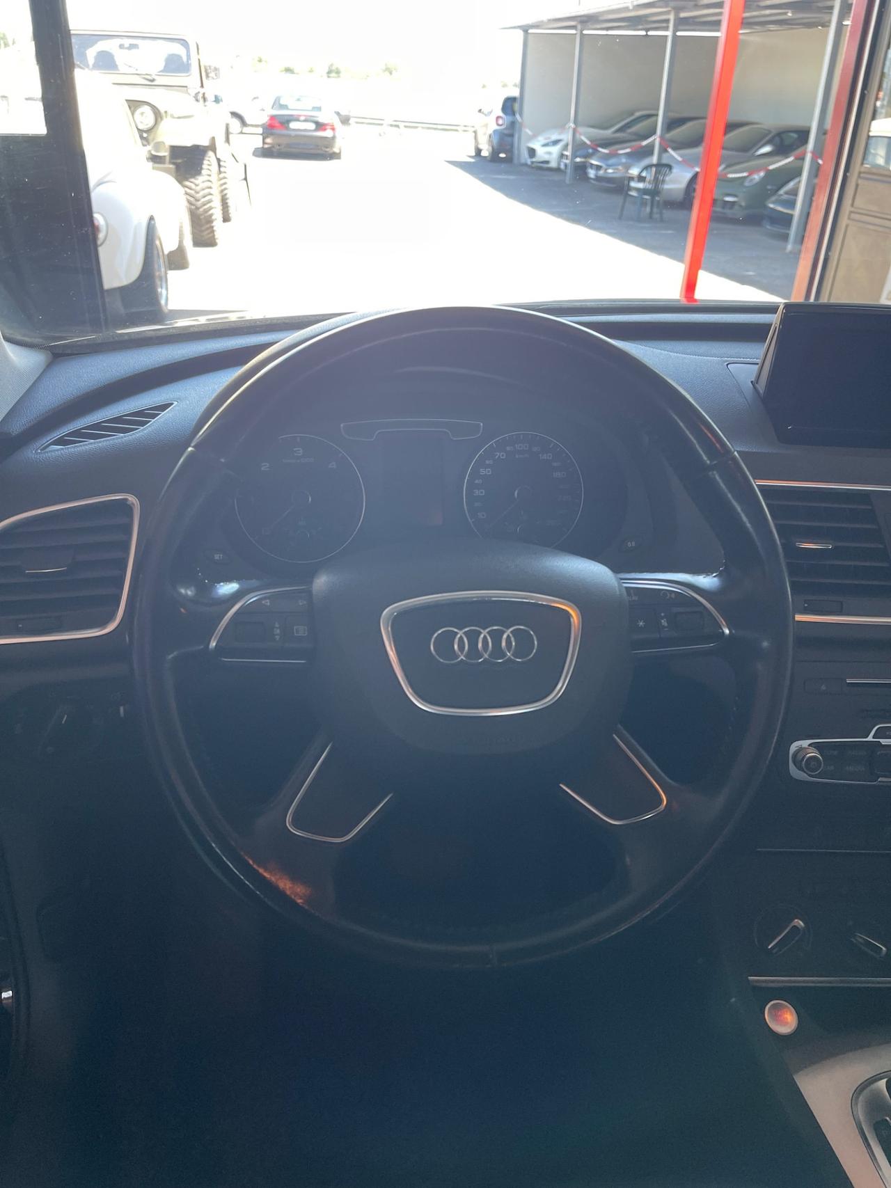 Audi Q3 2.0 TDI Automatica Neopatentati PERMUTE RATE
