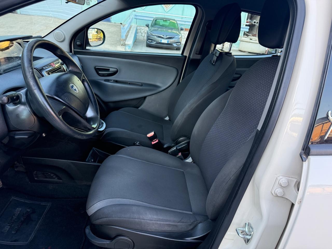 Lancia Ypsilon 1.2 benzina/gpl
