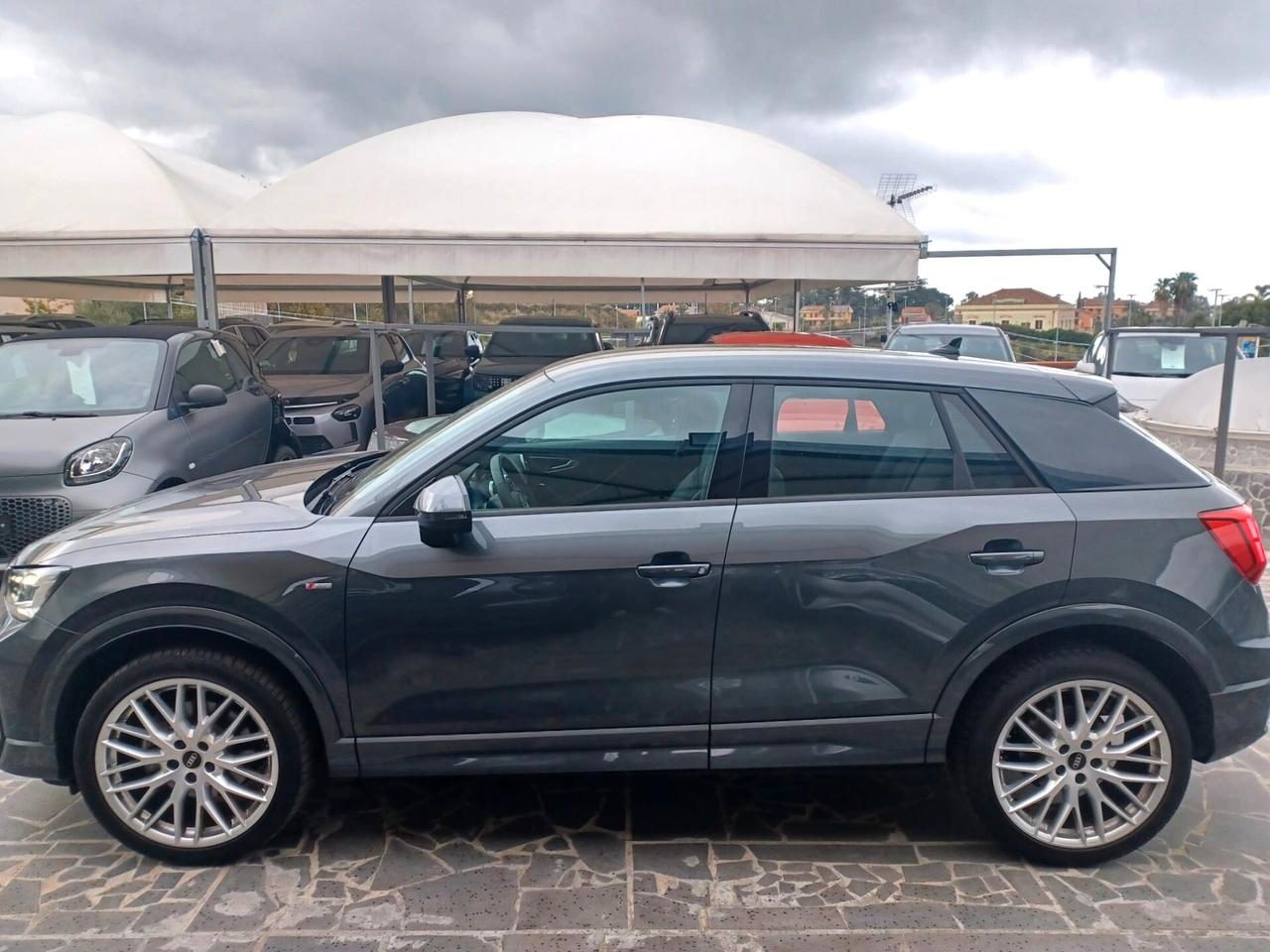 Audi Q2 35 TDI S tronic line Edition
