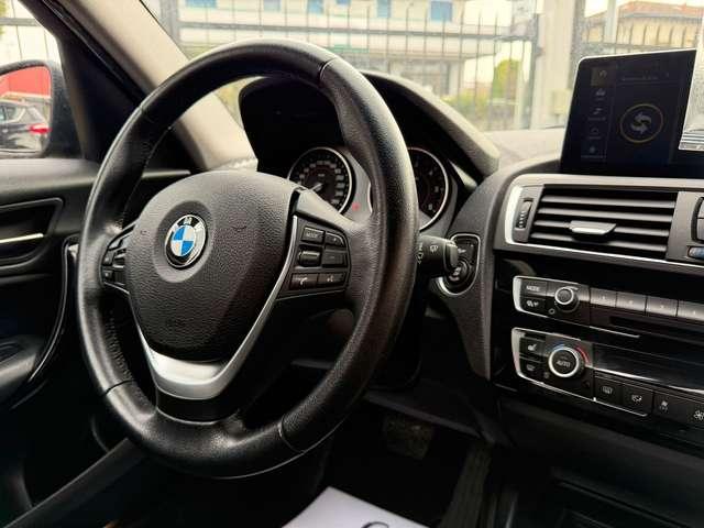 BMW 118 118d Sport 5p auto