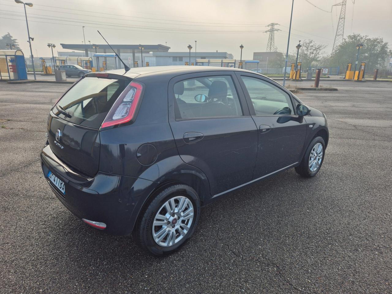 Fiat Punto Evo 1.4 Benzina Metano NEOPATENTATO