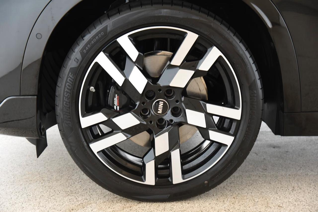MINI Countryman C 1.5 JOHN COOPER WORKS / PANORAMA / r20 / 360°