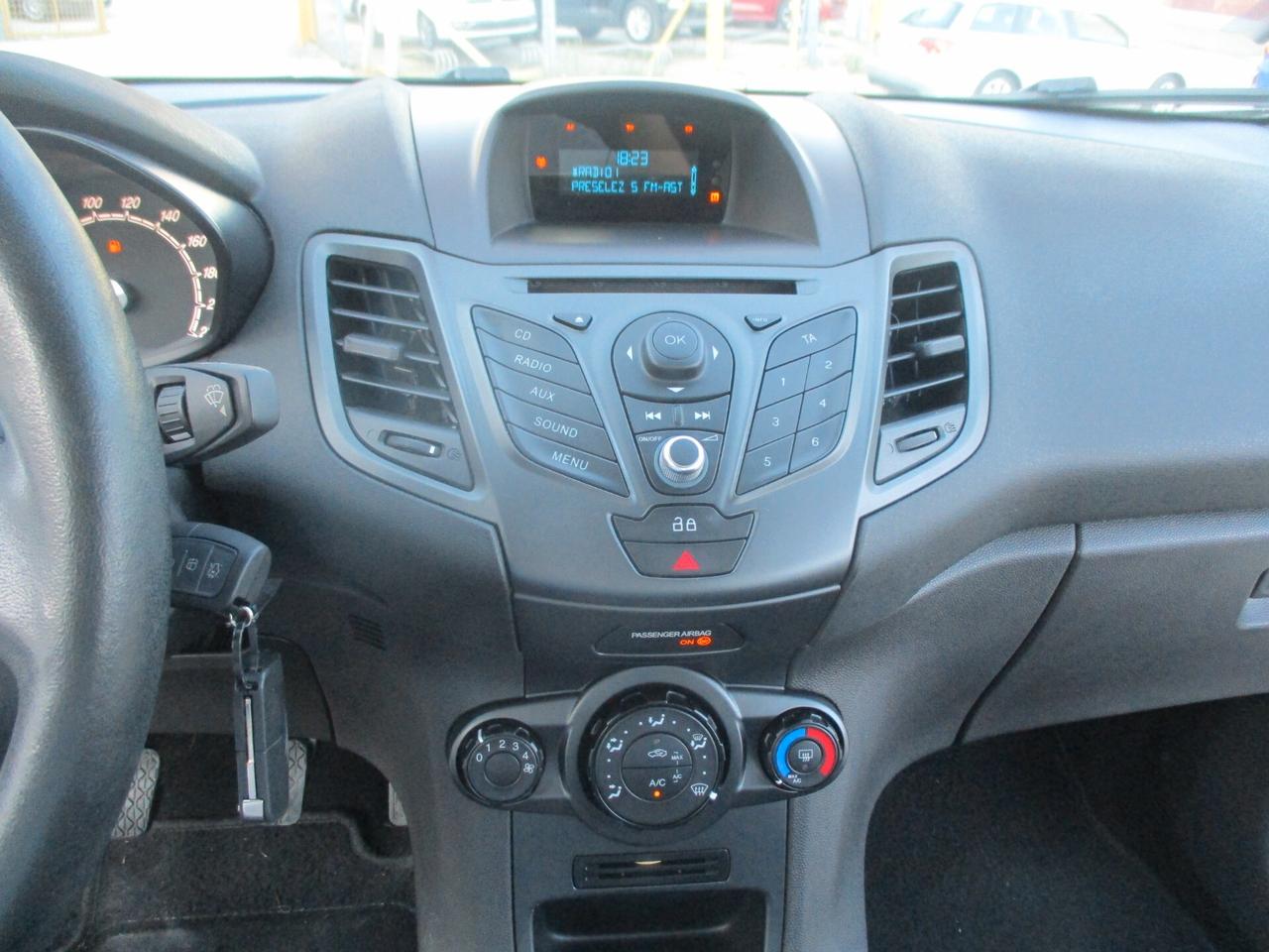 Ford Fiesta 1.2 60CV PARL AL NUOVO 2013