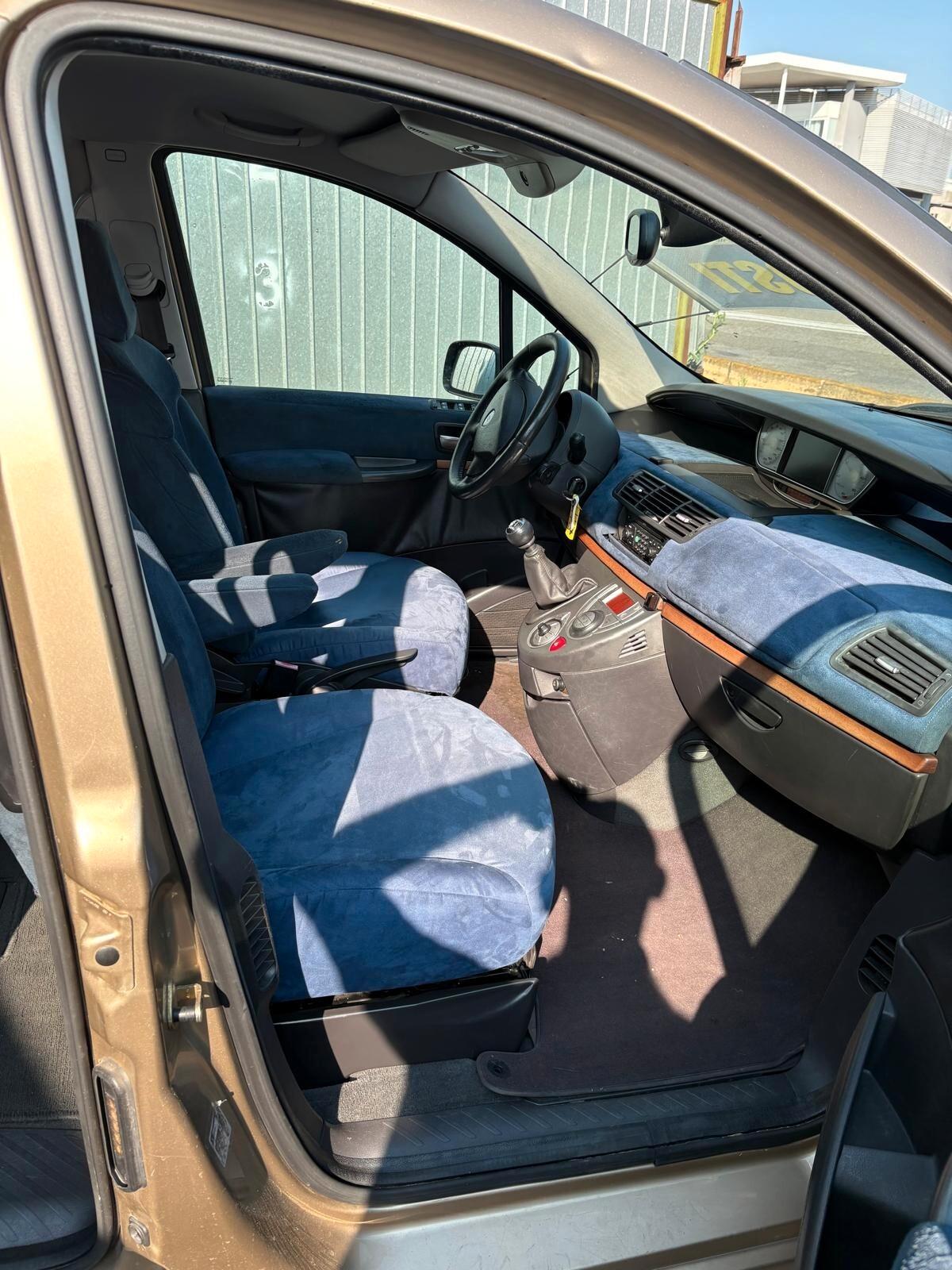 Lancia Phedra 2.2 jtd s/navi 6m