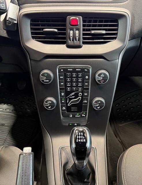 Volvo V40 Cross Country D2 Style Plus
