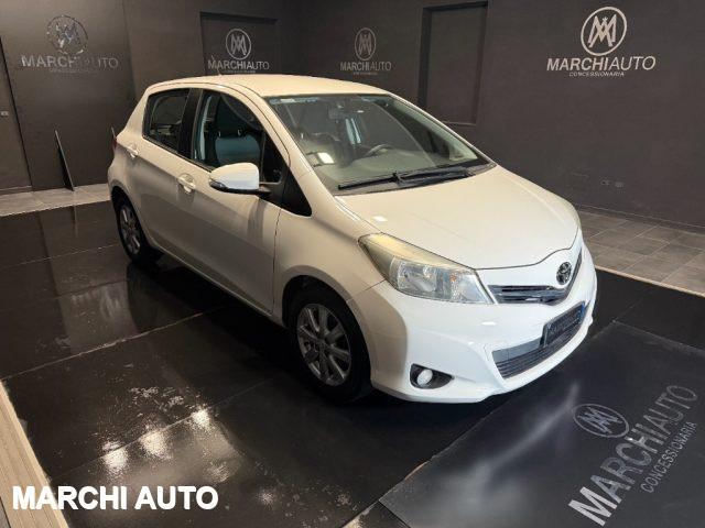 TOYOTA Yaris 1.3 5 porte Lounge