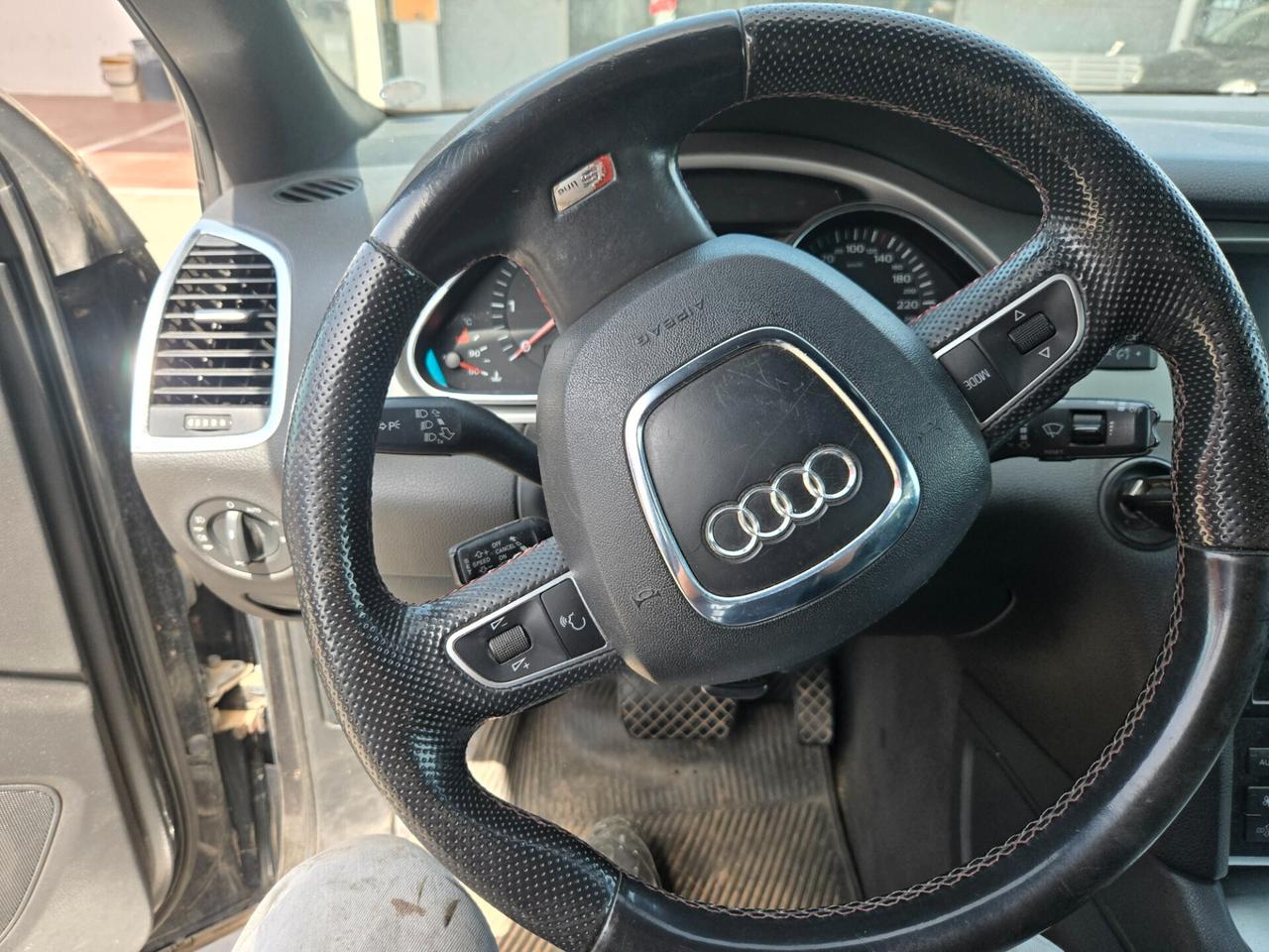 Audi Q7 3.0 V6 TDI 240 CV quattro tiptronic