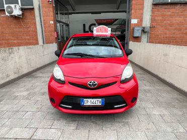 Toyota Aygo 1.0 12V VVT-i 3 porte Lounge Connect MMT
