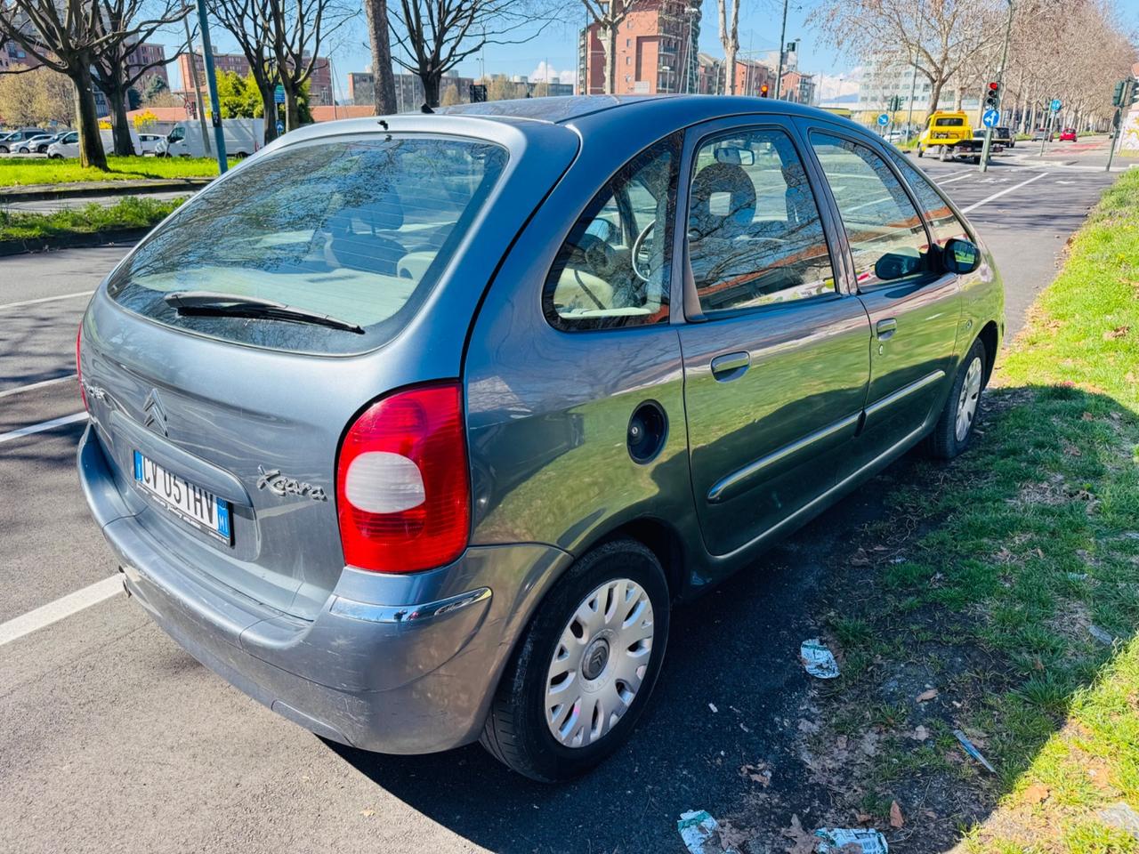 Citroen Xsara Picasso 1.6 Benz Classique