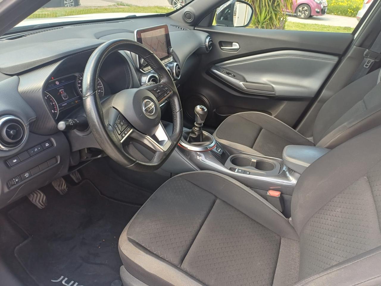 Nissan Juke 1.0 DIG-T 117 CV N-Connecta