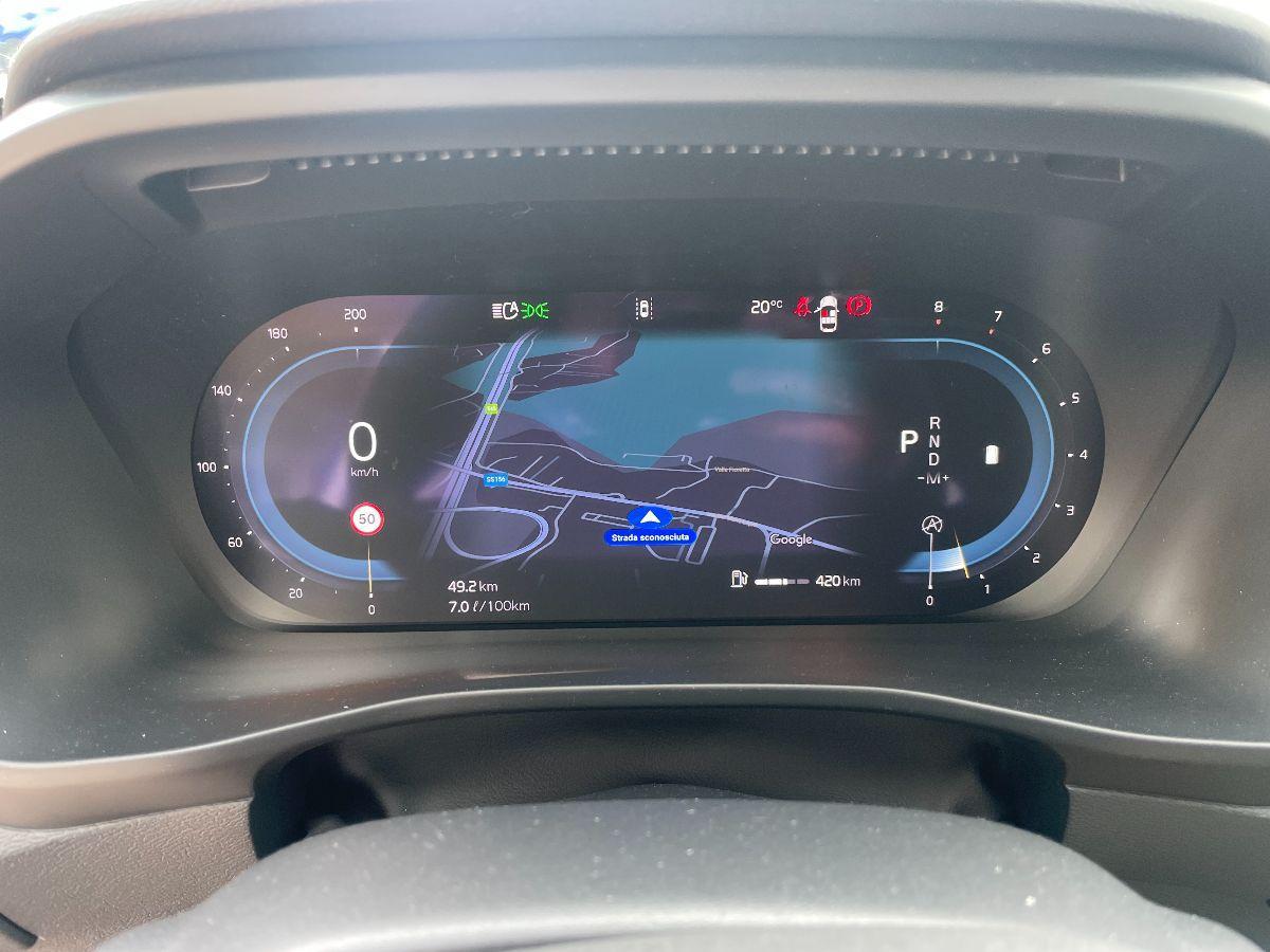 VOLVO - XC40