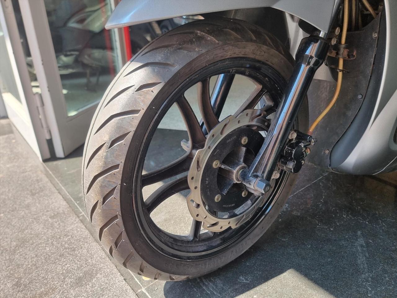 Sym Simply "2" 125 UNICO PROPRIETARIO