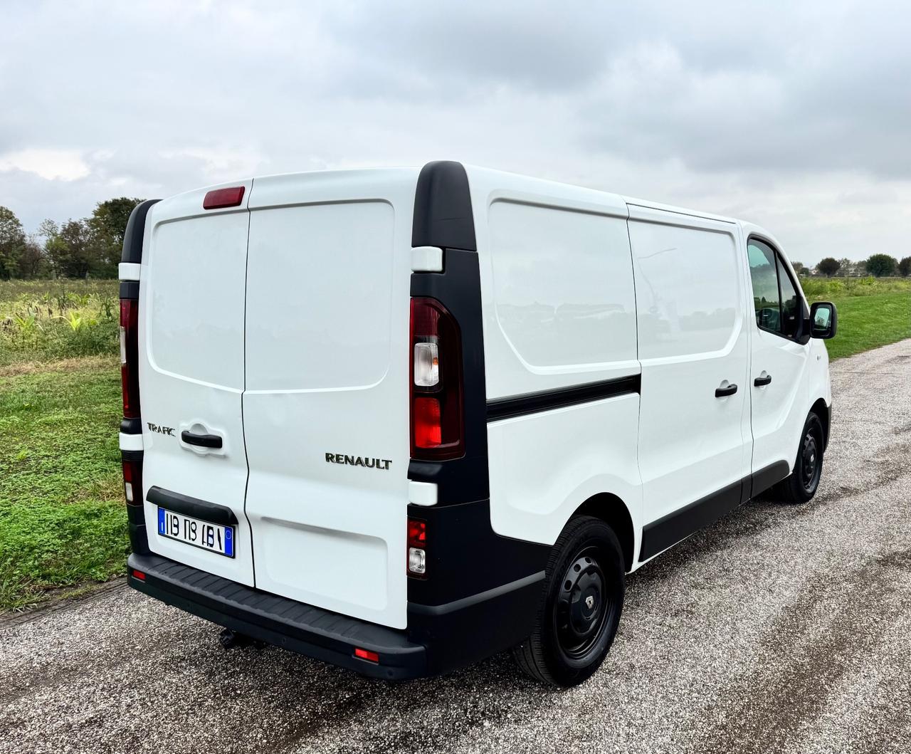 RENAULT TRAFIC 1.6 DCI 95 cv FURGONE VAN AUTOCARRO