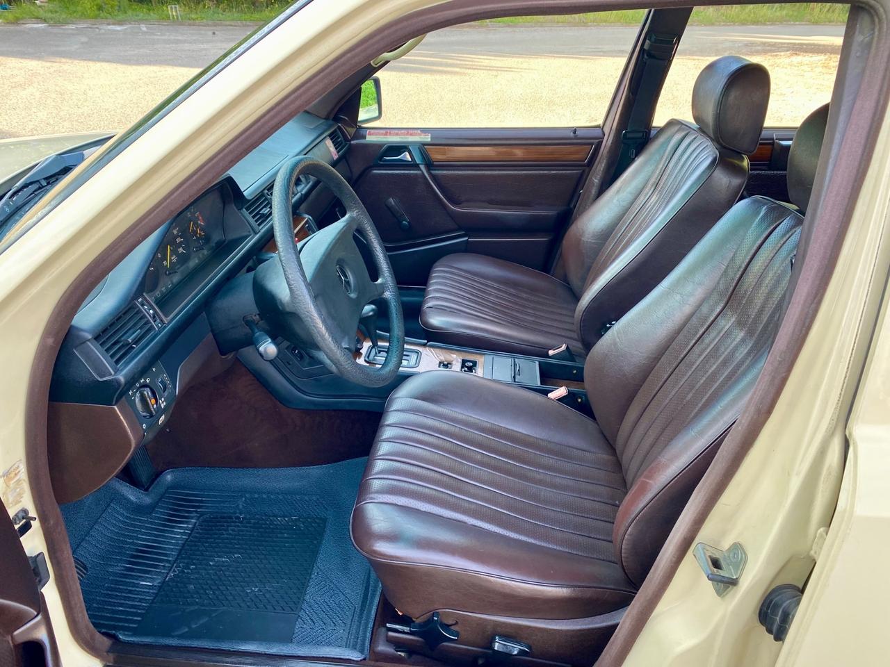 Mercedes-benz 200 MERCEDES 200 W 124 T E ASI CRS