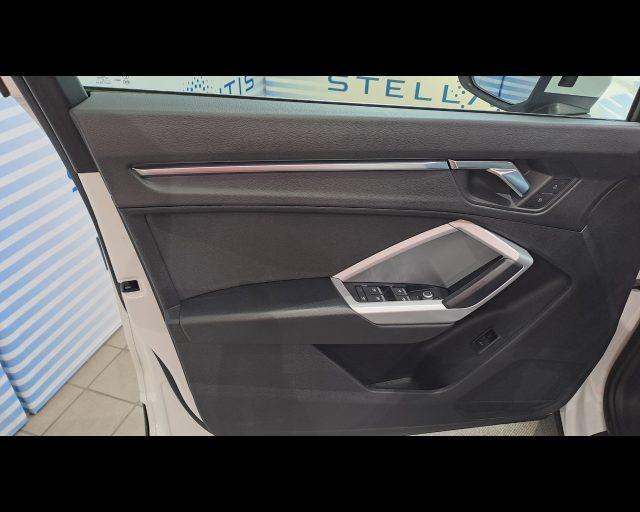 AUDI Q3 35 2.0 tdi Business Advanced quattro s-tronic