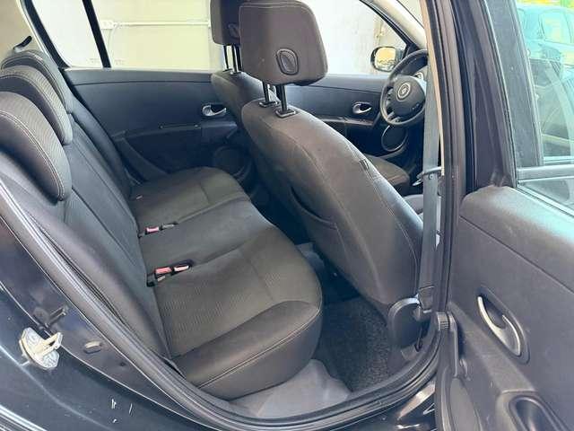 Renault Clio Clio III 2005 5p 1.2 16v Dynamique