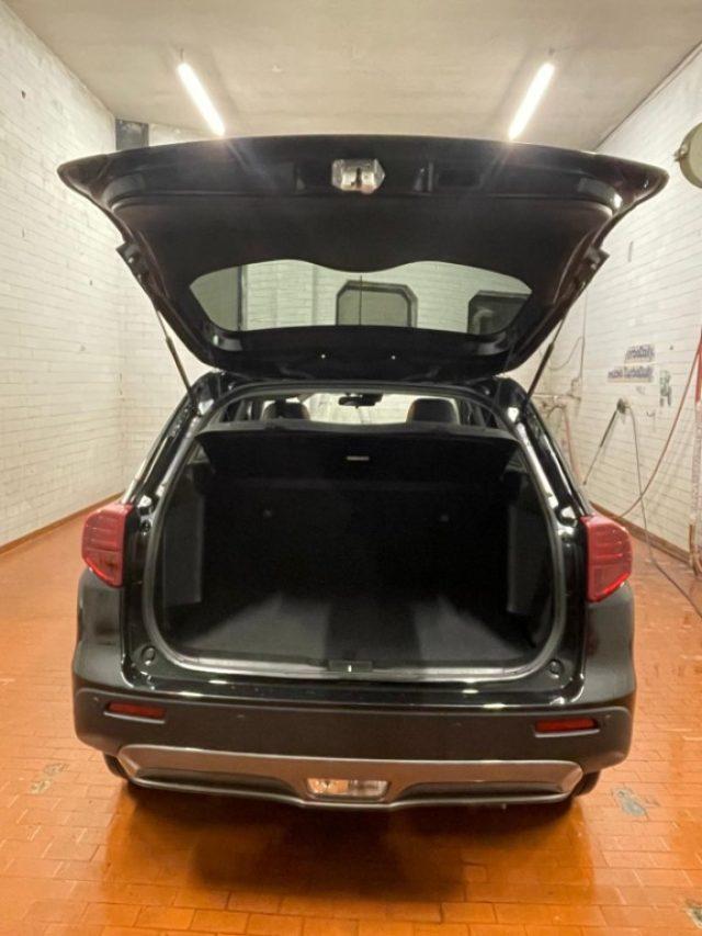 SUZUKI Vitara 1.4 Hybrid Top