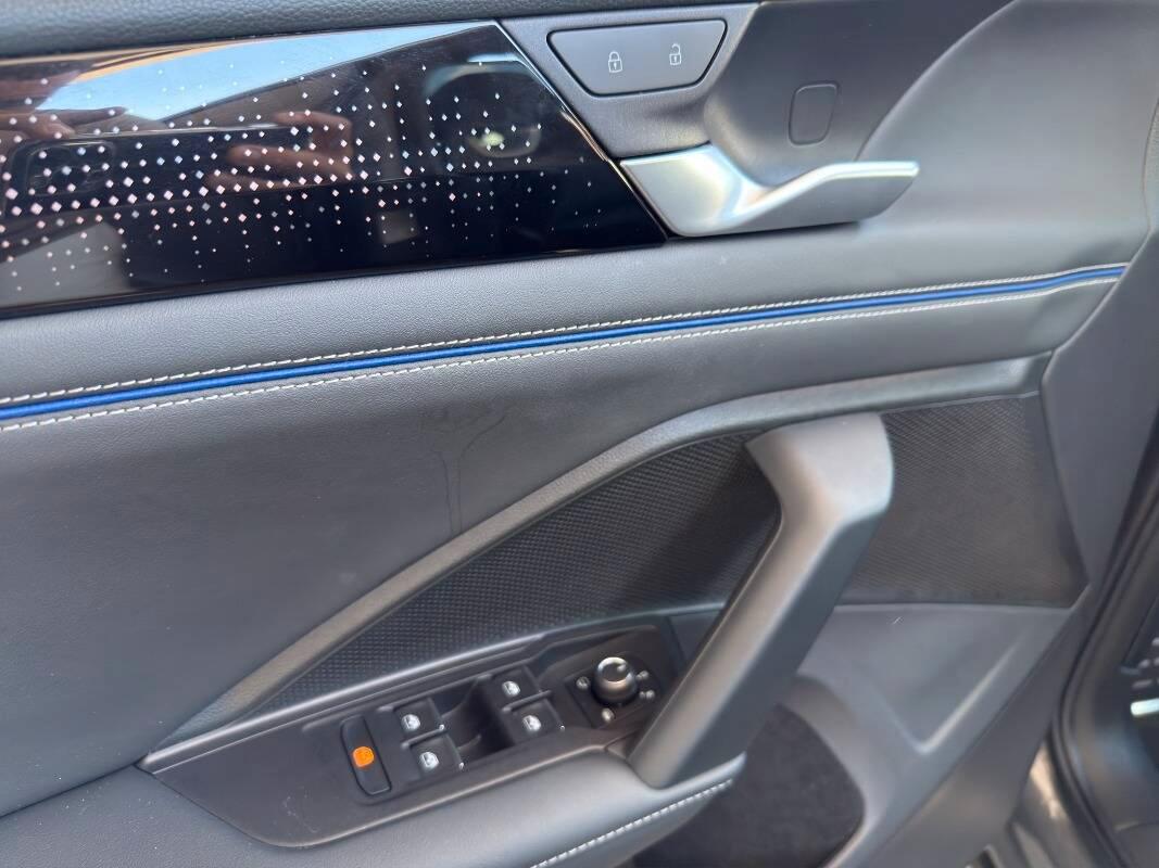 Volkswagen Tiguan 2.0 tdi R-Line 4motion 193cv dsg