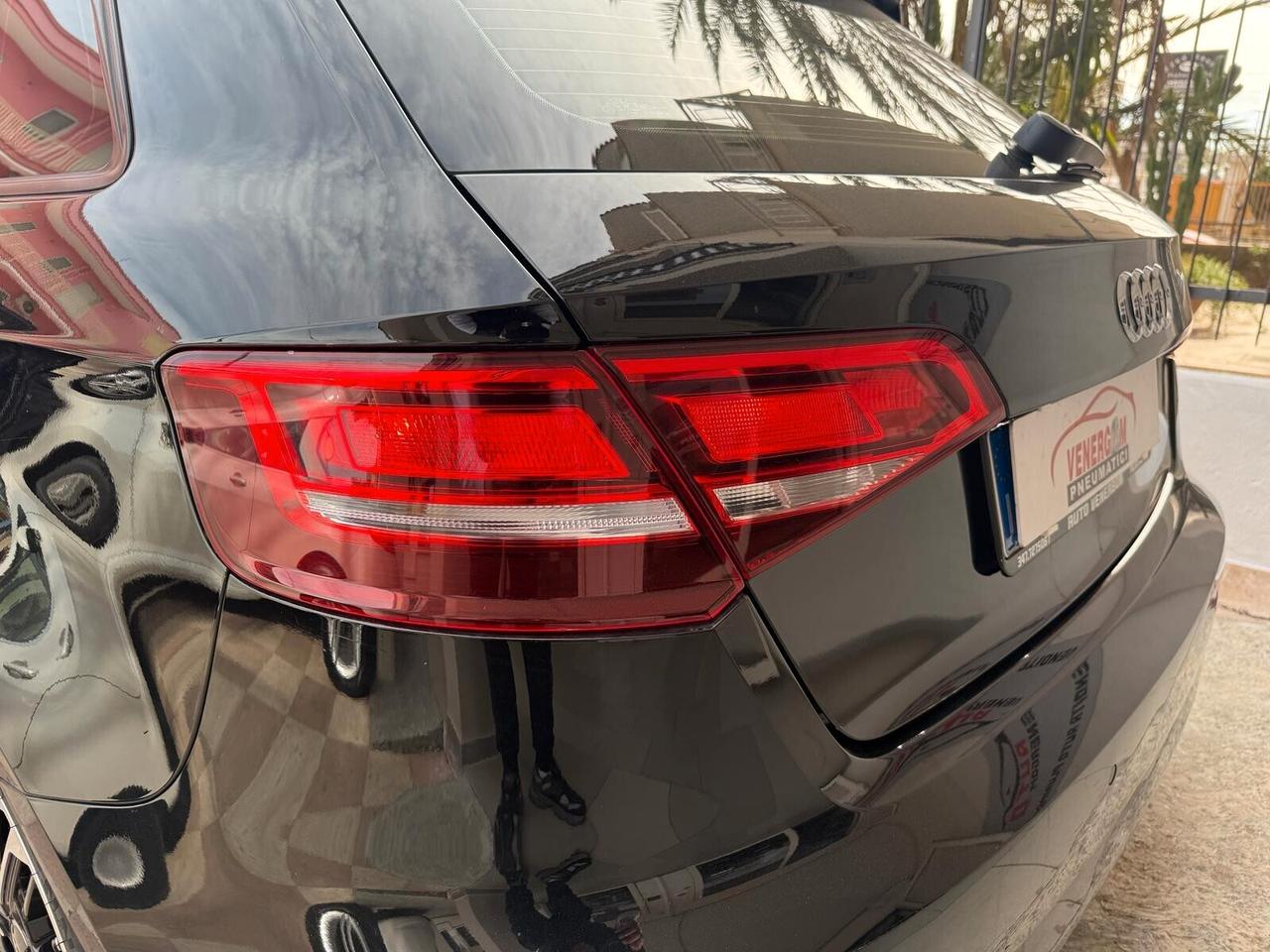 Audi A3 1.6 TDI 116 CV S tronic Sport