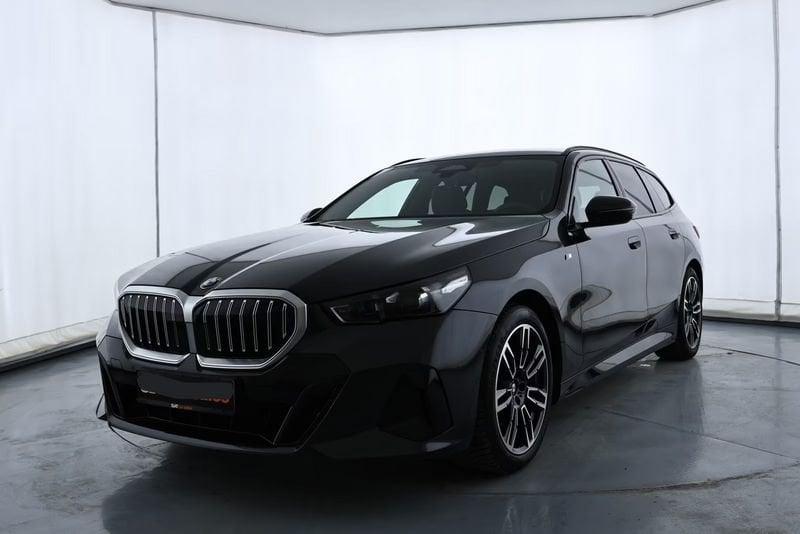 BMW Serie 5 520d xDrive M Sport Gancio Tetto Pelle Camera 360°