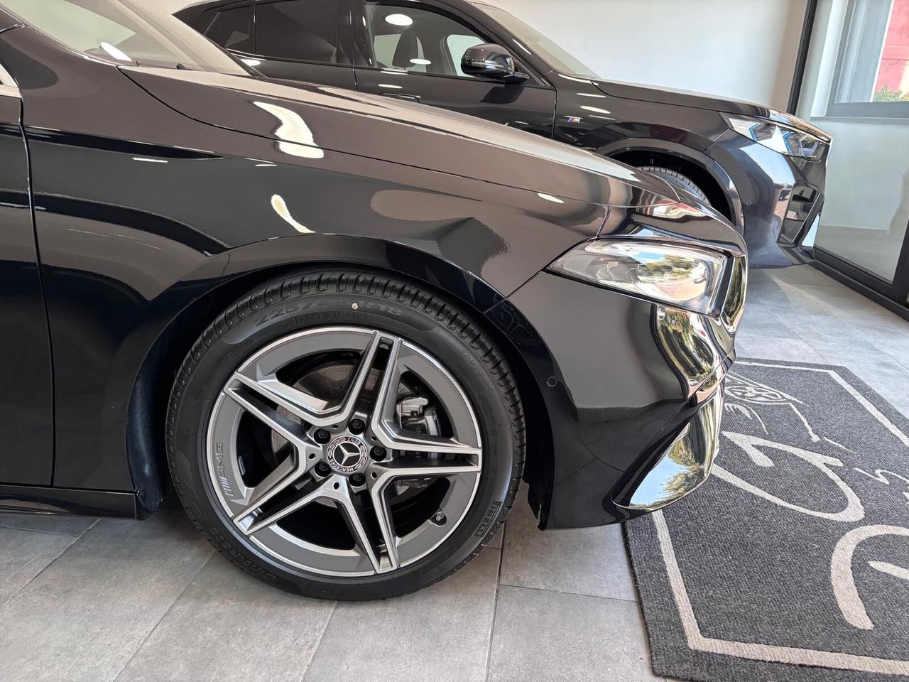 MERCEDES-BENZ A180D PREMIUM AMG TETTO-NAVI-LED