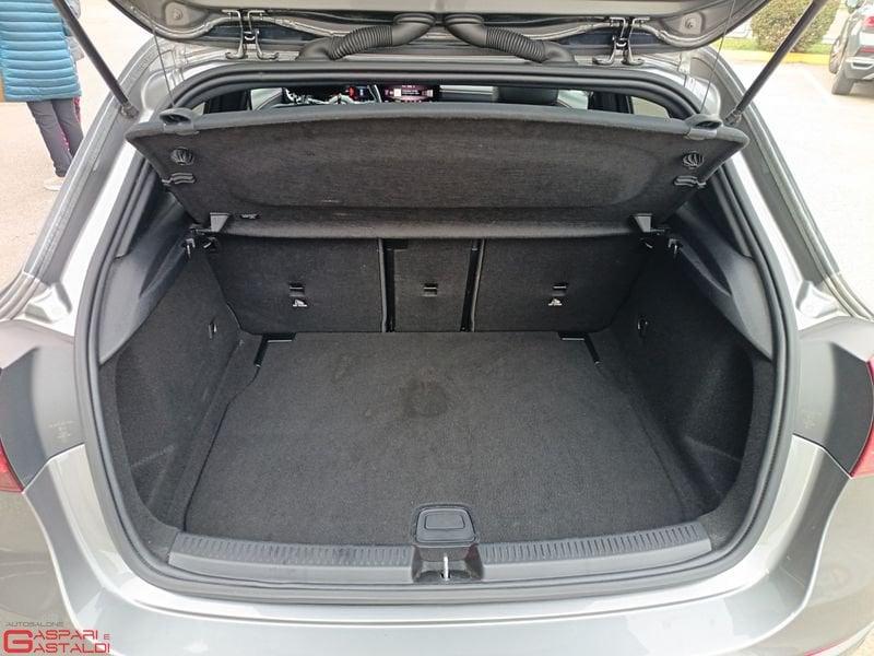 Mercedes-Benz Classe A A 180 d Automatic Progressive Advanced Plus TETTO APRIBILE