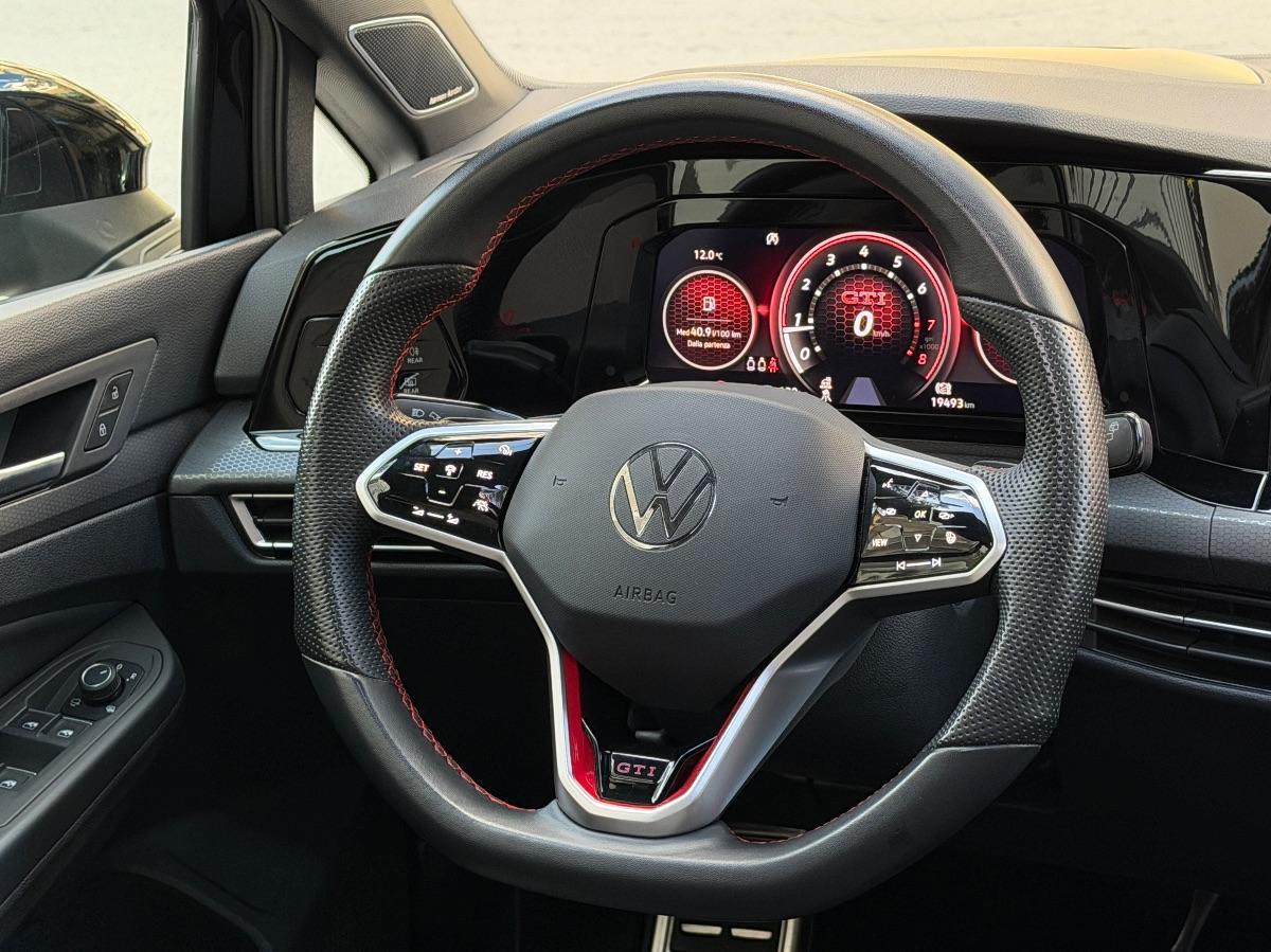 Volkswagen Golf 8 GTI 2.0 TSI 245 CV