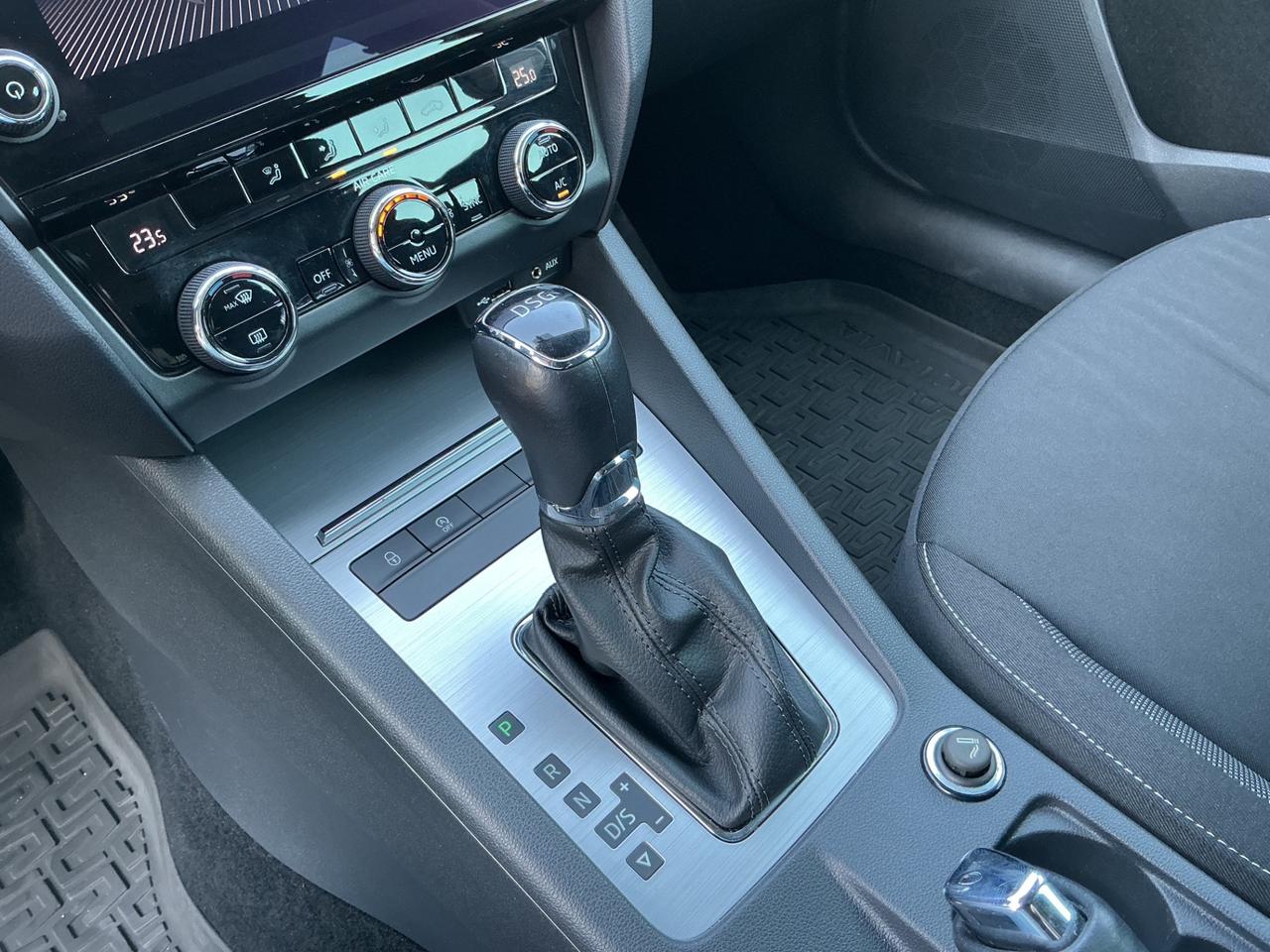 Skoda Octavia 1.6 Diesel Automatica Neopatentati