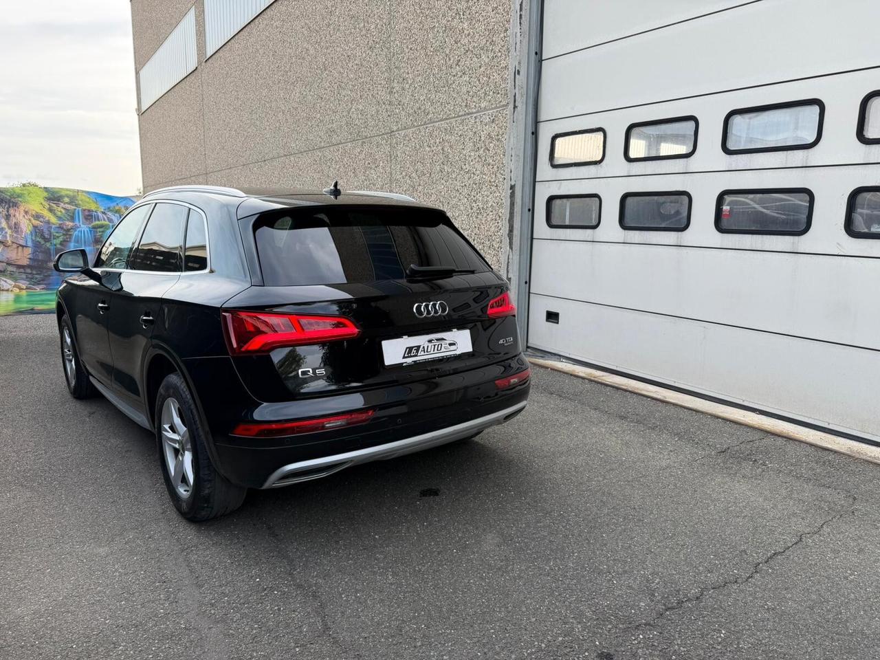 Audi Q5 2.0 TDI 190 CV quattro S tronic Business Sport