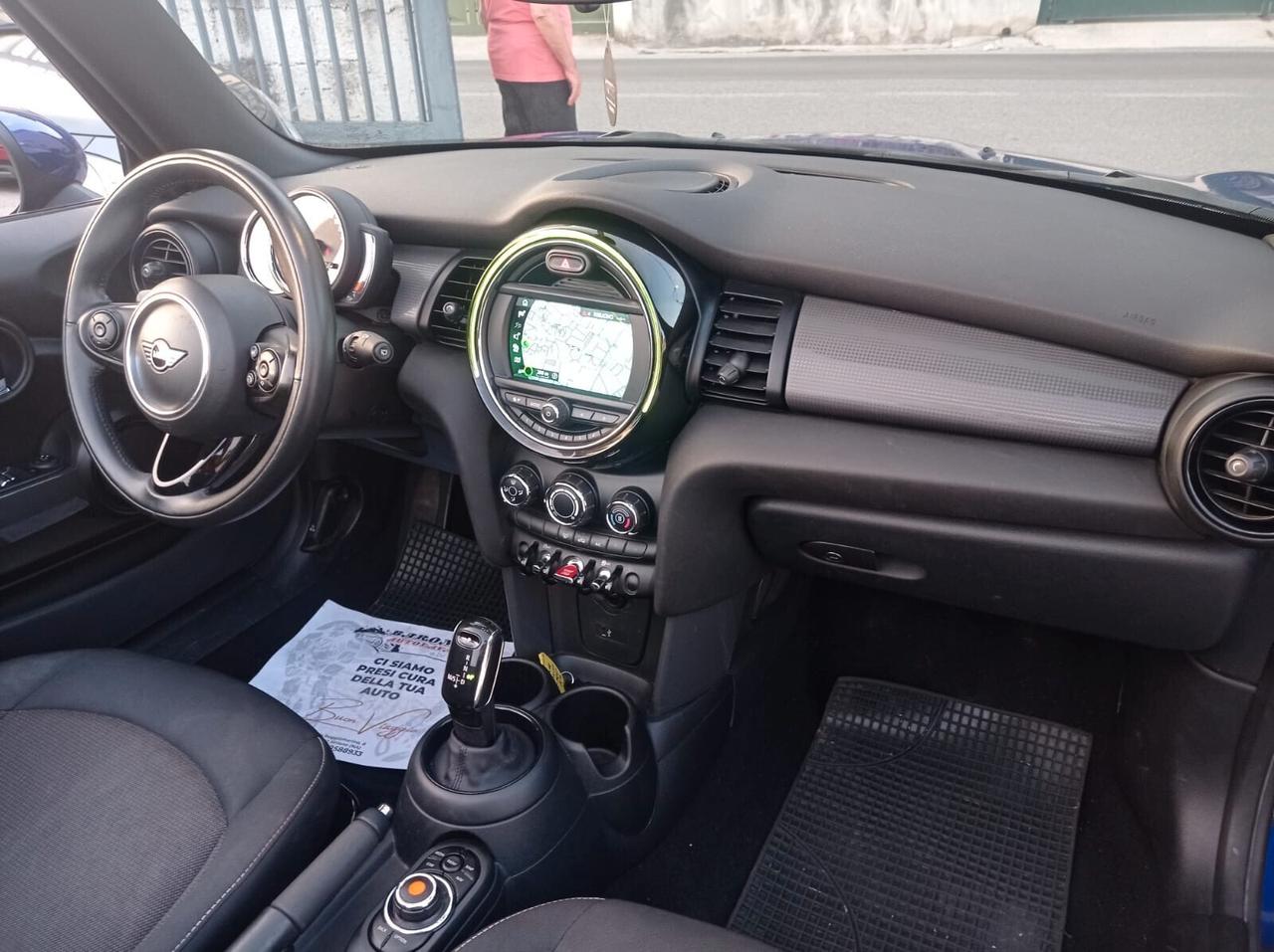 Mini 1.5 Cooper D Cabrio 115cv Automatica-2019