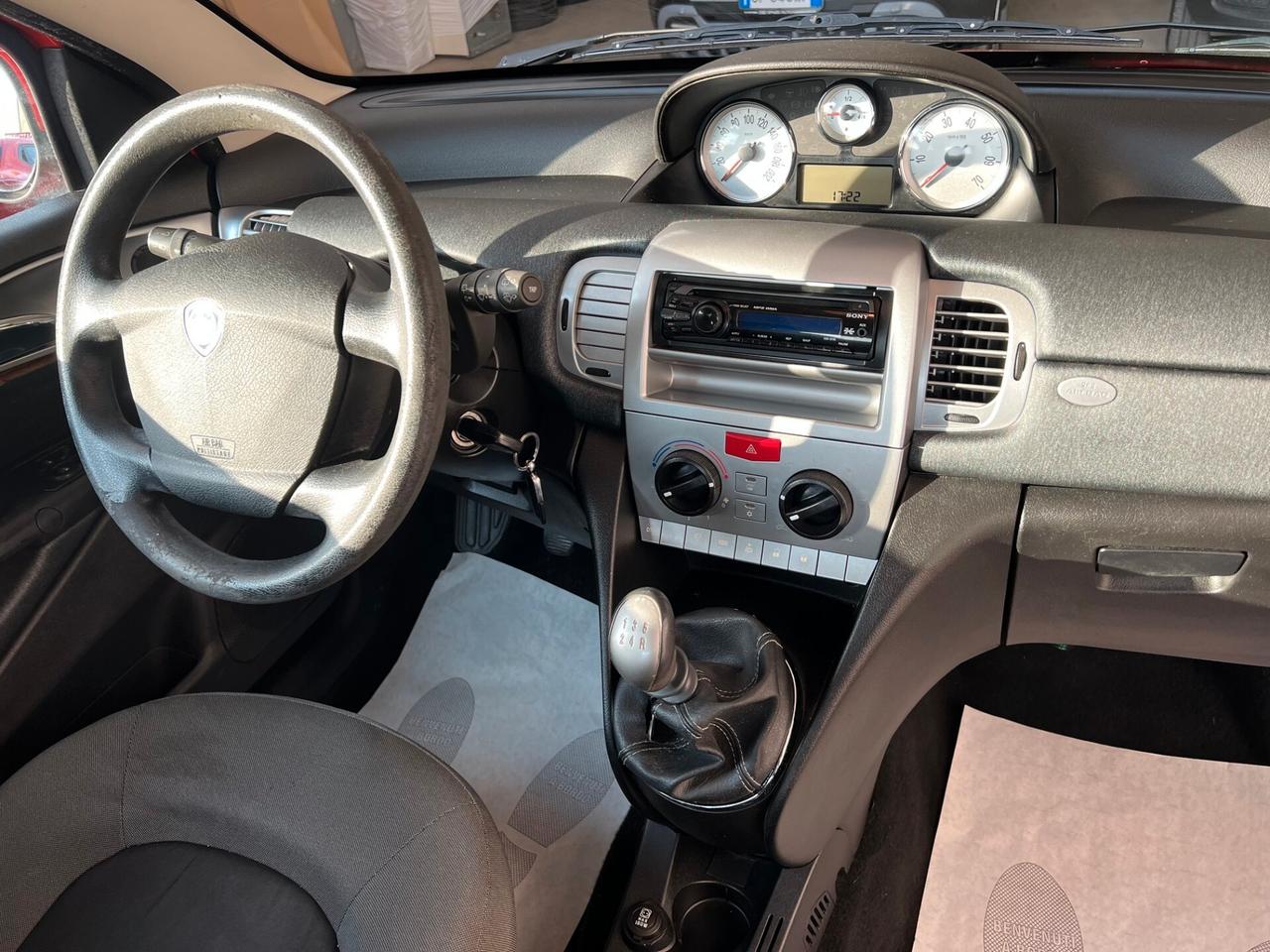 Lancia Ypsilon 1.2 Oro