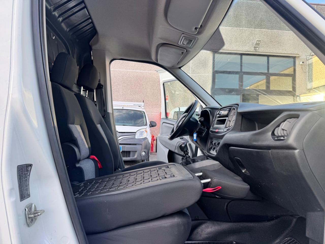 Fiat Doblo MAXI N1 1.4 N.P(PL-TN-L2H1)3 POSTI-BENZINA METANO-SENSORI-SCADENZA BOBOLE 2028-
