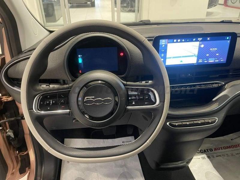 FIAT 500 500e 3+1 42 kWh La Prima